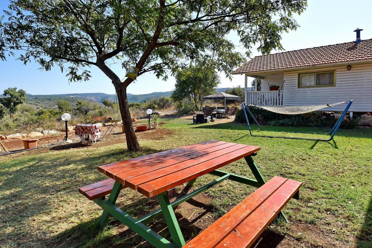 Вилла Tal Nof Cabins Manot Экстерьер фото
