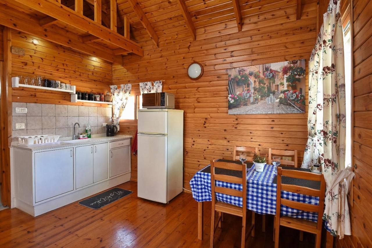 Вилла Tal Nof Cabins Manot Экстерьер фото