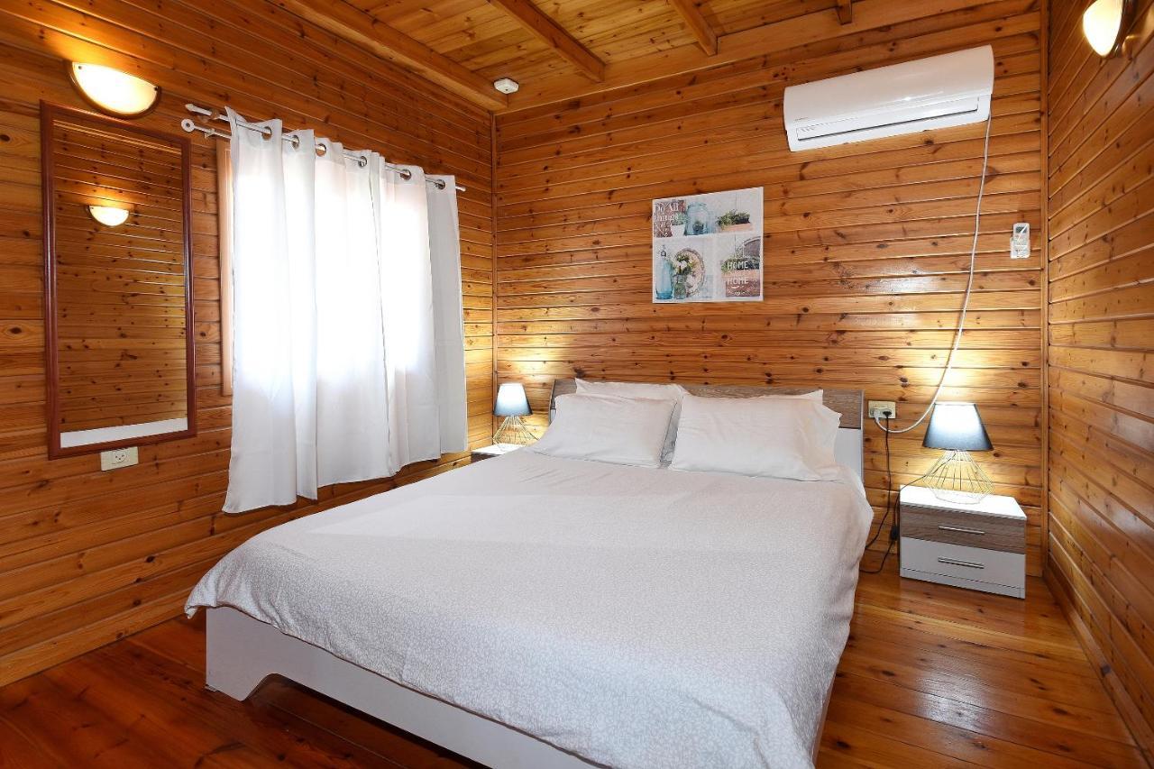 Вилла Tal Nof Cabins Manot Экстерьер фото